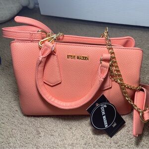Brand new Steve Madden crossbody bag. Coral color.
